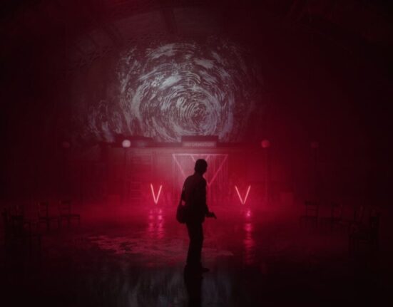Alan Wake 2 recibe una actualización que añade FSR 4.1 en PC y arregla el HDR en PS5 y Xbox Series casi tres años después.